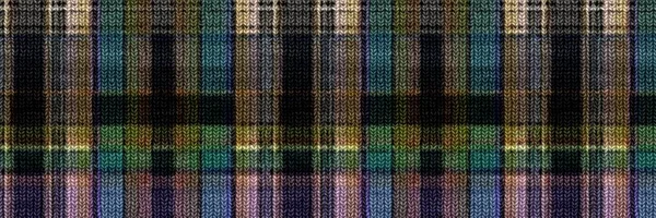 クラシックな冬のタータンニットウールはシームレスなエッジボーダーを果たしました。レトロギンガムチェッカーのトリムの背景。織りスコットランドの男性のツイードステッチクラフト効果リボンバナー. — ストック写真