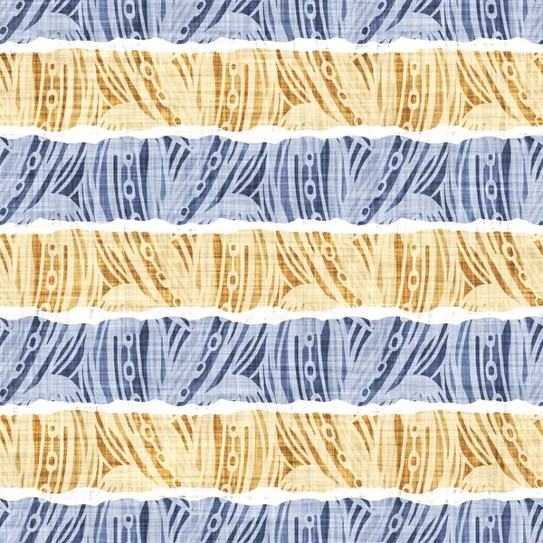 Hassas Fransız dantel efekti. Kusursuz çizgili desen. Süslü Provence tarzı dantelli kır evi dekorasyonu. Kırsal, modern, pejmürde, şık tasarım için keten kumaş duvar kağıdı..