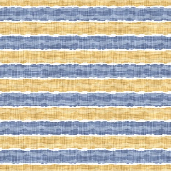 Kusursuz Fransız kırsal mutfak çizgili kumaş deseni. Mavi sarı beyaz yatay çizgili arka plan. Batik Boyası Kaynak Stili Kırsal Örgü Cottagecore Tekstili. 
