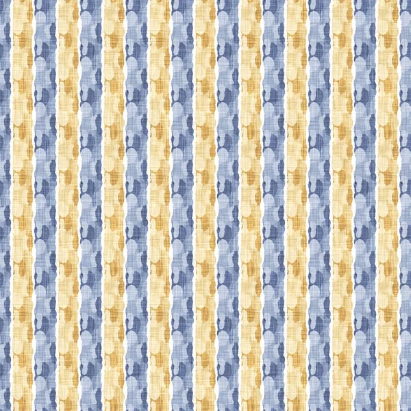 Estampado de patrón de tela de rayas de cocina de campo francés sin costuras. Fondo rayado vertical blanco amarillo azul. Tinte Batik provence estilo rústico tejido cottagecore textil. — Foto de Stock