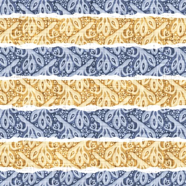 Hassas Fransız dantel efekti. Kusursuz çizgili desen. Süslü Provence tarzı dantelli kır evi dekorasyonu. Kırsal, modern, pejmürde, şık tasarım için keten kumaş duvar kağıdı..