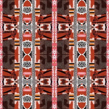 Kahverengi safari hayvan desenli yama çizgili, pürüzsüz desen. Kahverengi baskılı kumaş efektli doğal yorgan çarpışması. Modern etnik kabile soyut Afrikası doğrusal yamalı arka plandan esinlenmiştir.
