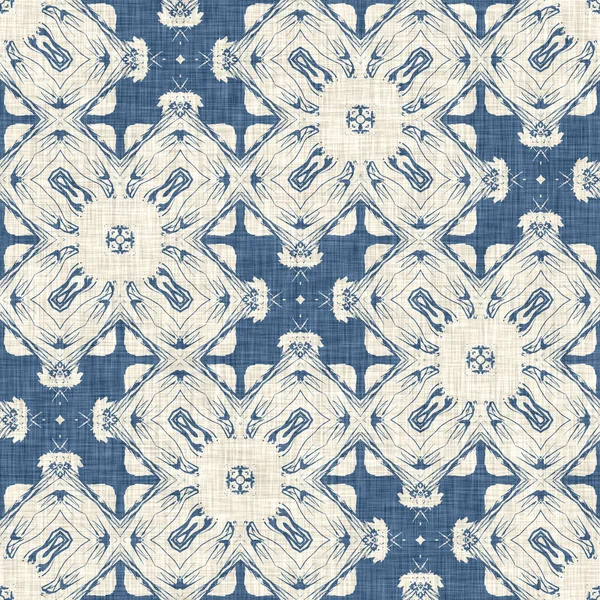 Eski püskü ev dekorasyonu için Fransız mavisi yorgan deseni. Kırsal çiftlik evi. Kır evi, keten, pürüzsüz arka plan.