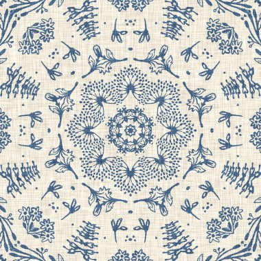 Fransız mavisi Fransız çiçekli kumaş desenli eski püskü ev dekorasyonu. Kırsal çiftlik evi, kır evi, çiçekli keten, pürüzsüz arka plan. Yama işi yorgan efekti motifi fayans