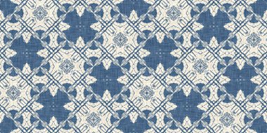 Eski püskü ev dekorasyonu için Fransız mavisi yorgan desenli kumaş kenar deseni. Kırsal çiftlik evi kır evi çiçekli keten sonsuz bant. Yamalı yorgan efekti kurdele kenarı