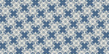 Eski püskü ev dekorasyonu için Fransız mavisi yorgan desenli kumaş kenar deseni. Kırsal çiftlik evi kır evi çiçekli keten sonsuz bant. Yamalı yorgan efekti kurdele kenarı