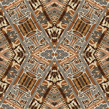 Kahverengi safari hayvan desenli yama kusursuz desen. Kahverengi kumaş efektli doğal yorgan ve damask stili. Modern kabile soyutlaması. Afrika 'dan esinlenerek