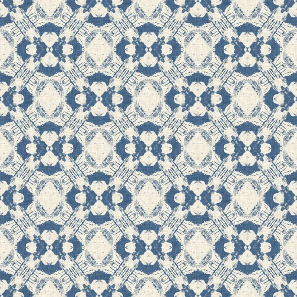 Eski püskü ev dekorasyonu için Fransız mavisi yorgan deseni. Kırsal çiftlik evi. Kır evi, keten, pürüzsüz arka plan.