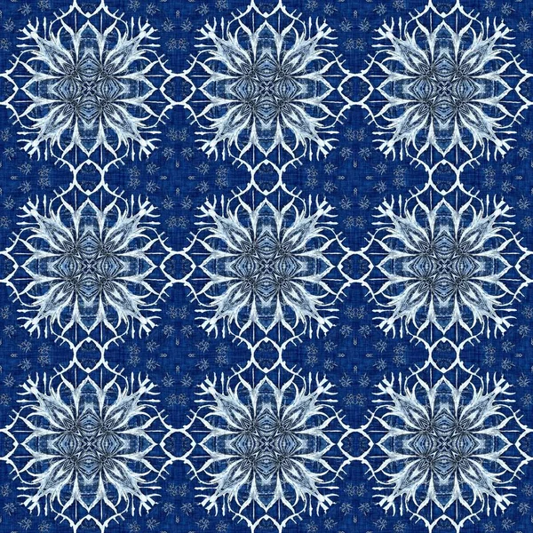 Indigo Blue Snow Flake Damask Pattern Background Frosty Painterly Effect — Stockfoto