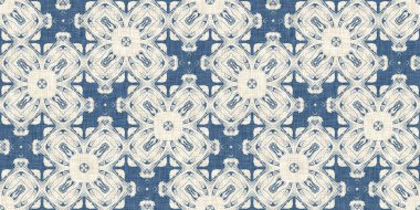 Eski püskü ev dekorasyonu için Fransız mavisi yorgan desenli kumaş kenar deseni. Kırsal çiftlik evi kır evi çiçekli keten sonsuz bant. Yamalı yorgan efekti kurdele kenarı