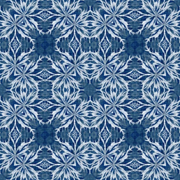 Indigo Blue Snow Flake Damask Pattern Background Frosty Painterly Effect — Stockfoto