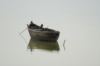 eski balıkçı teknesi