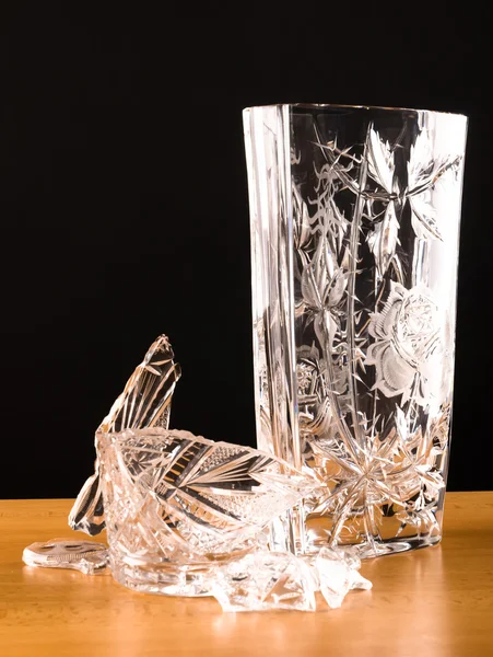 Шкаралупи розбитої вази — стокове фото