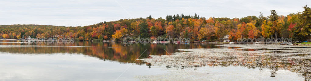Fall colors - Panorama of Lake Harmony