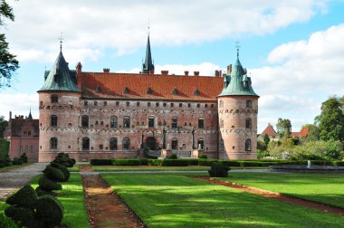 Egeskov Kalesi