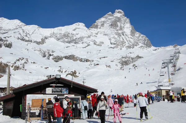 Ski resort at Valle d'Aosta. Italia. Cervinia. — Stock Photo, Image