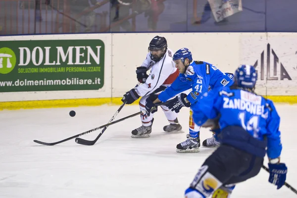 Hockey sobre hielo Liga Premier Italiana —  Fotos de Stock