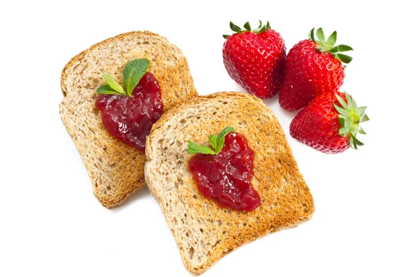 달콤한 딸기 잼 토스트에 가까이 — 스톡 사진