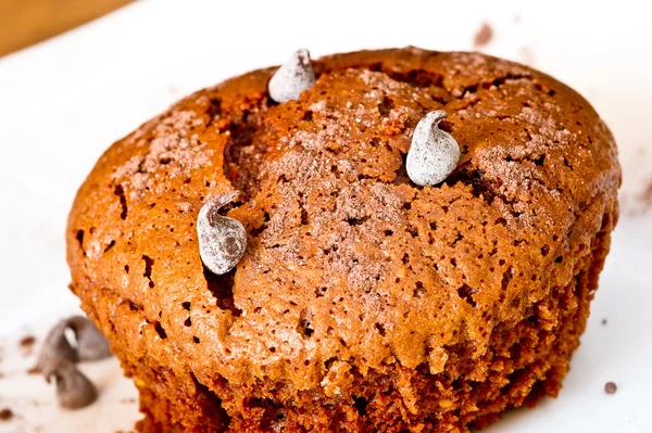 Bolinho de chocolate de perto — Fotografia de Stock