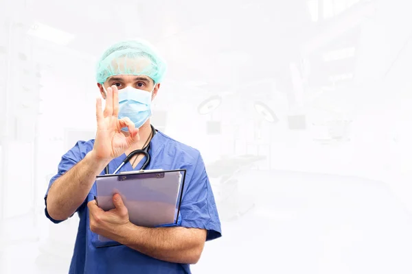Lekarz lekarz zatwierdzenia ok ręka znak na białym tle pracy roo — Zdjęcie stockowe