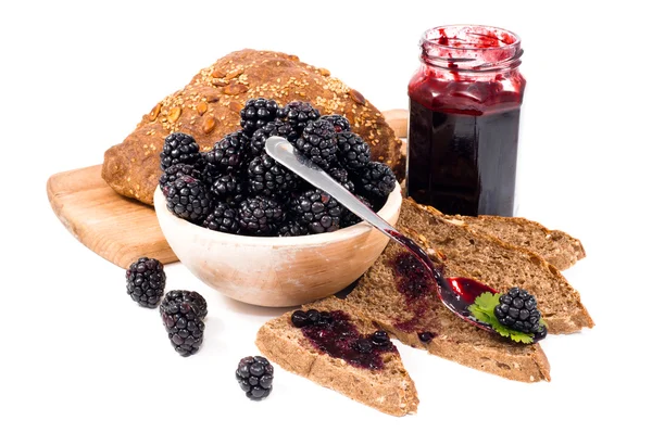 Balkonmarmelade und hausgemachte Scheiben Brot — Stockfoto