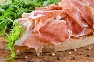 Prosciutto crudo jambon ile yeşil der ki
