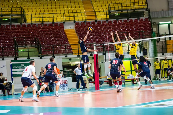 Volley — Stock Photo, Image