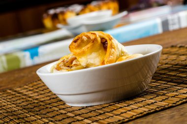 ev yapımı rulo pasta yemek için hazır