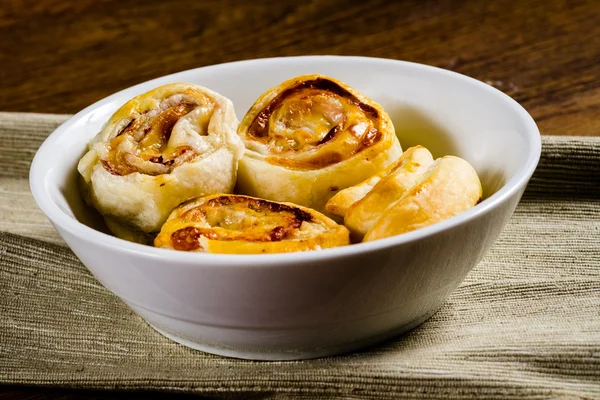 Homemade rolled pie ready for dinner — Stock Photo, Image