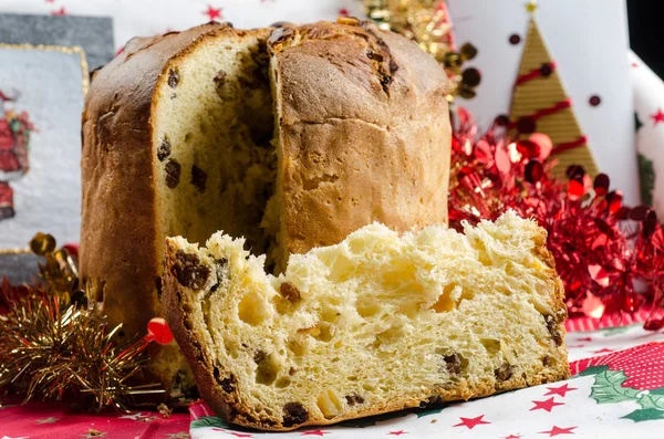 Christmas italian cake called "panettone" — Stock Photo, Image