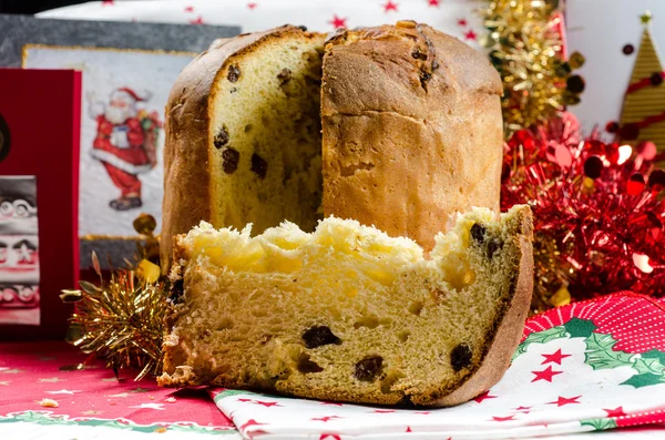 Christmas italian cake called "panettone" — Stock Photo, Image