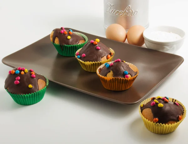 Muffins com ingredientes — Fotografia de Stock