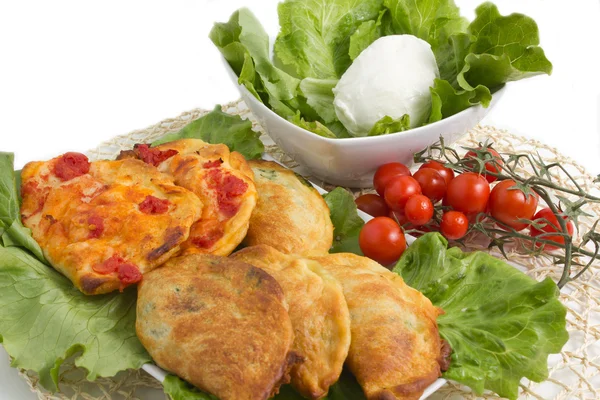 Panzerotti italiano con ingredientes —  Fotos de Stock