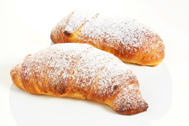 kahvaltımızda beyaz zemin üzerine