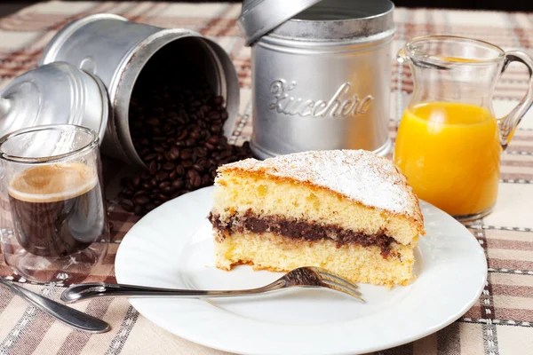 Breakfast on the table — Stock Photo, Image