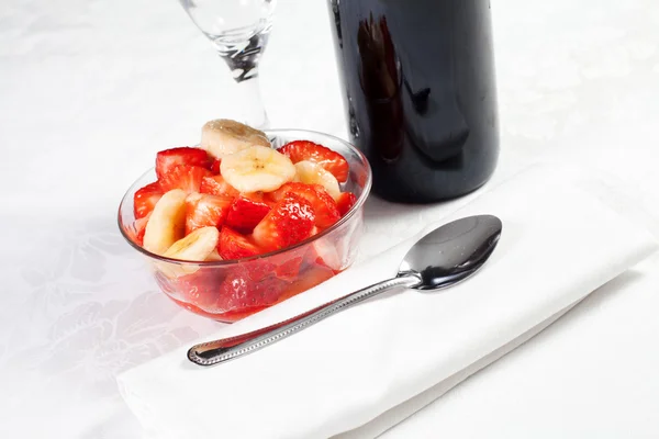 Strawberries and banana salad — Stock Photo, Image
