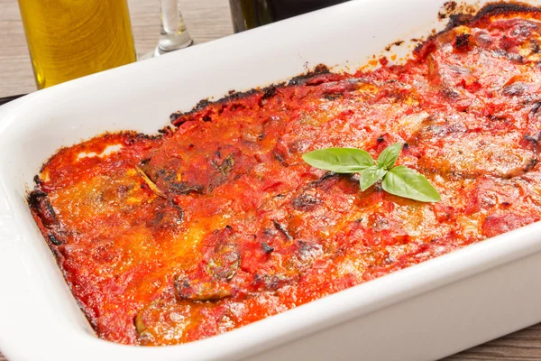 Melanzane parmigiana ricetta tradizionale italiana — Foto Stock