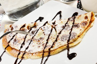 kremalı çikolatalı krep