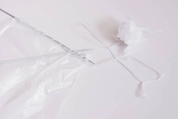 Concept Fil Plastique Recyclé Aiguilles Tricoter Enchevêtrement Emballages Plastique Tranché — Photo