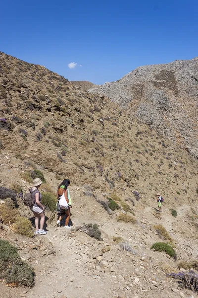 Trekking w kanionie traxoulas — Zdjęcie stockowe