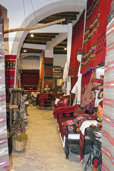 Dywany w tradycyjny Bazar — Zdjęcie stockowe