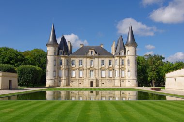 Chateau Pichon Longueville, medoc, bordeaux, france clipart