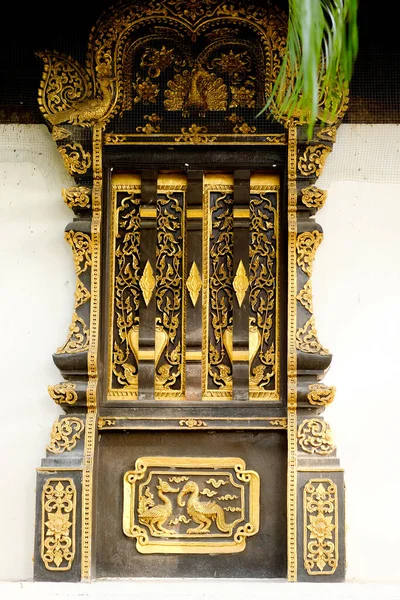 Παλιό Παράθυρο Στο Ναό Του Chet Yot Temple Chiang Mai — Φωτογραφία Αρχείου