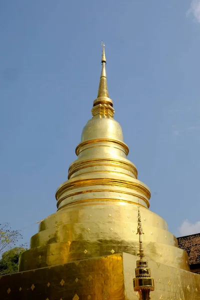 Χρυσή Παγόδα Στο Ναό Wat Phra Sing Waramahavihan Επαρχία Phrae — Φωτογραφία Αρχείου