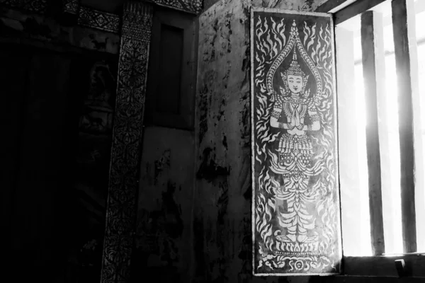 Παράθυρο Ζωγραφικής Wat Phra Sing Waramahavihan Ναό Διάσημο Ορόσημο Της — Φωτογραφία Αρχείου
