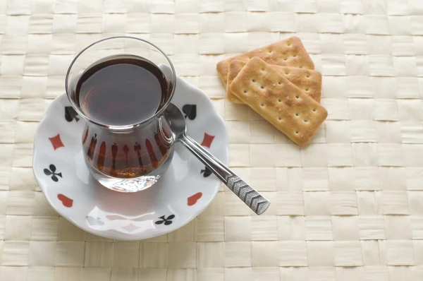 Turkish tea and salty cookies — Stock Photo, Image