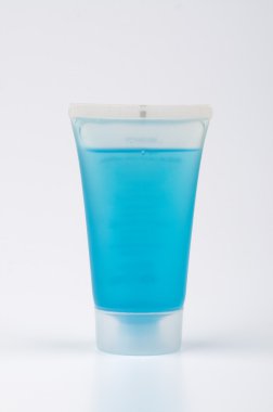plastik şişe şampuan