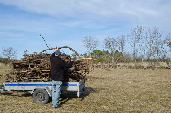 Laden van een aanhangwagen — Stockfoto