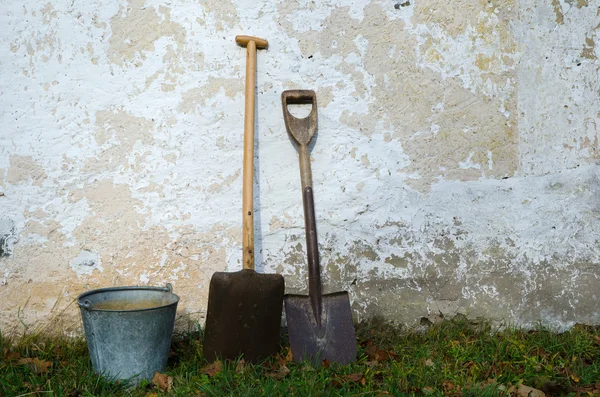 Старомодные инструменты — стоковое фото