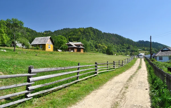 Carpathian village — Stock Photo, Image